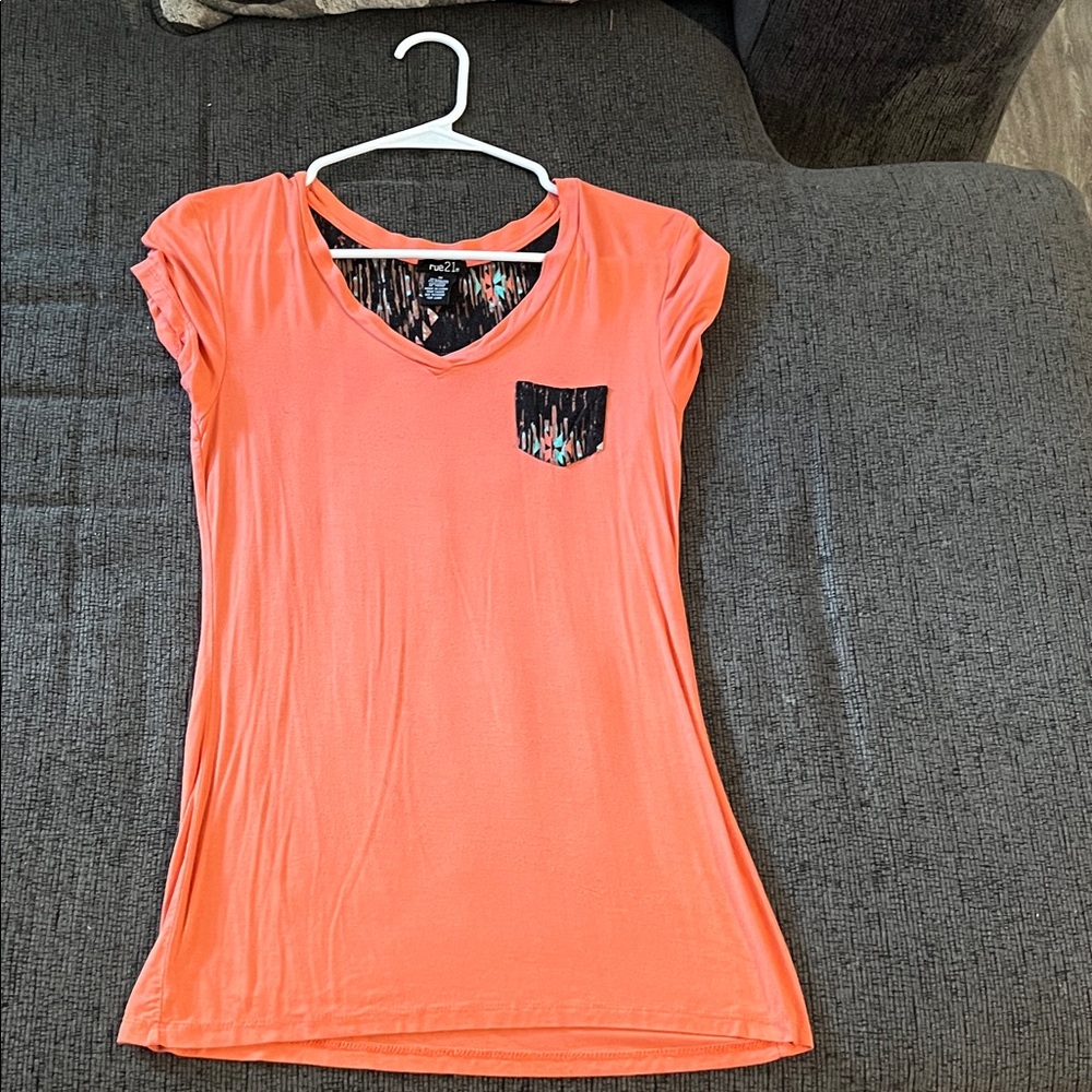 Rue21 Coral Short Sleeve Tee with Black Patterned Pocket